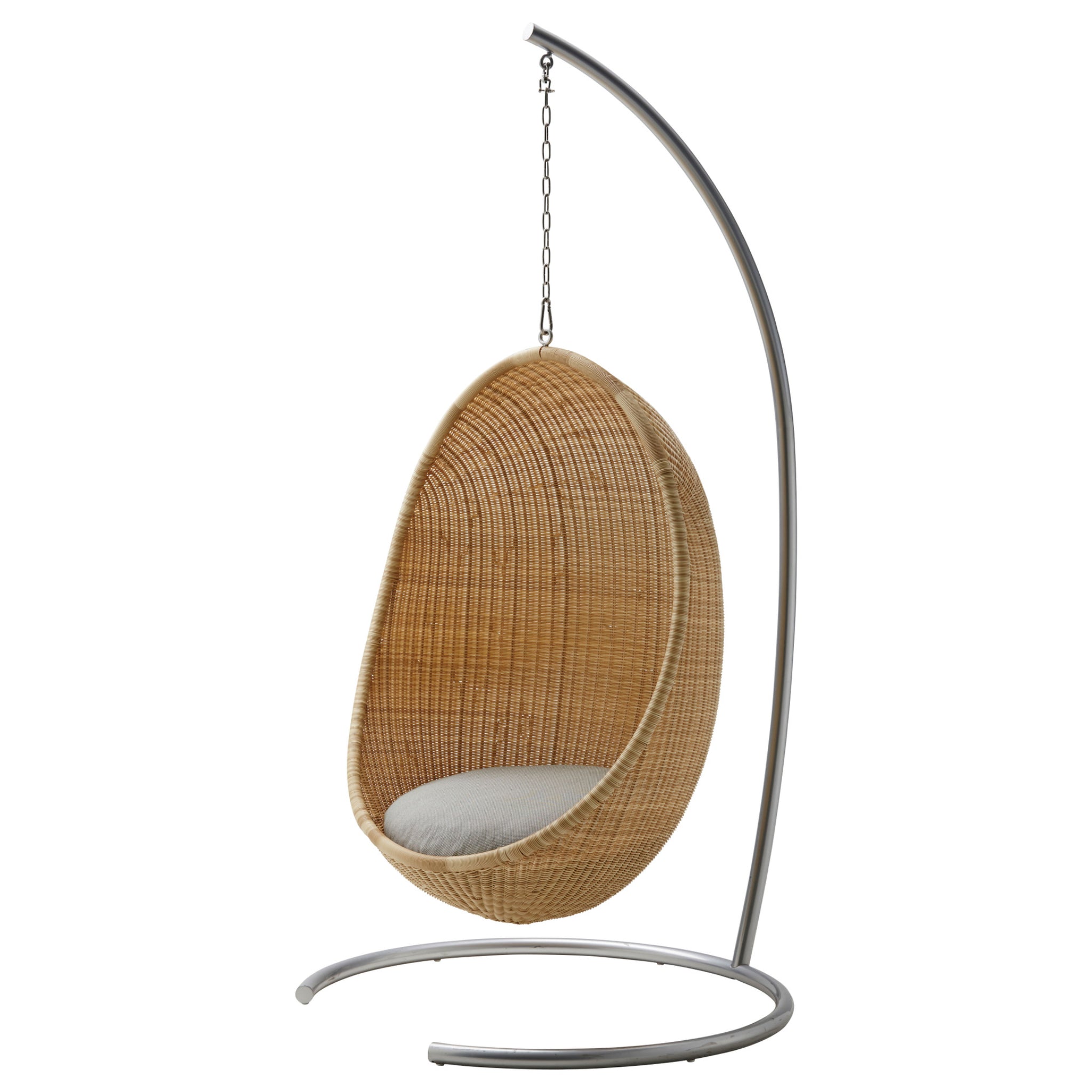 Hanging Egg Chair Exterior